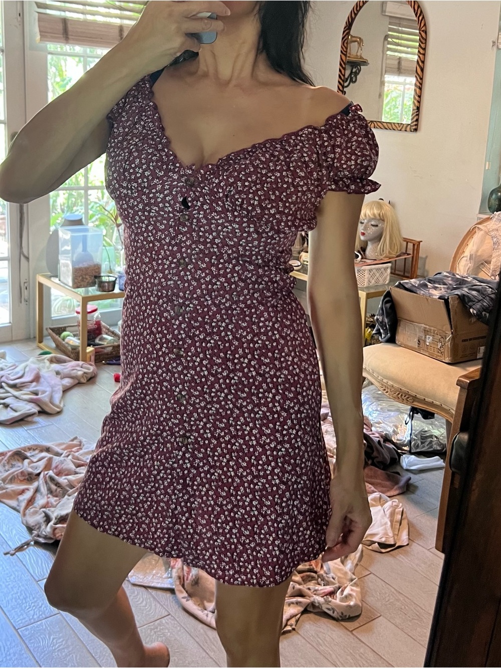 Off-or on Shoulder Floral Button-Front Mini Dress in Burgundy